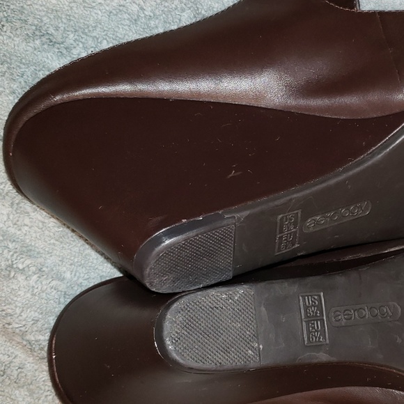 💜3/$10💜Nice comfy brown Aerology wedges - Picture 6 of 7
